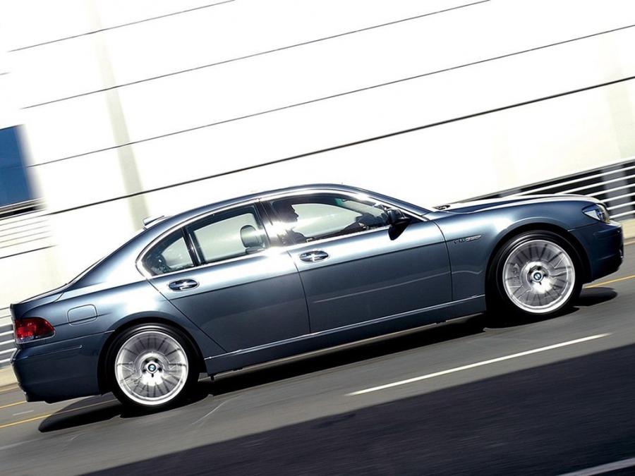  BMW 760i 2005 года  (ZA) (фото 6 из 13)